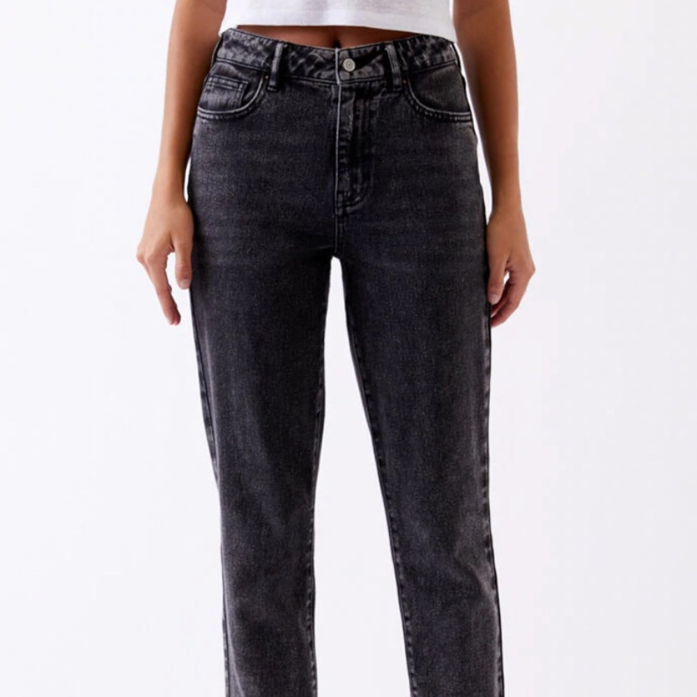 Black Mom Jeans